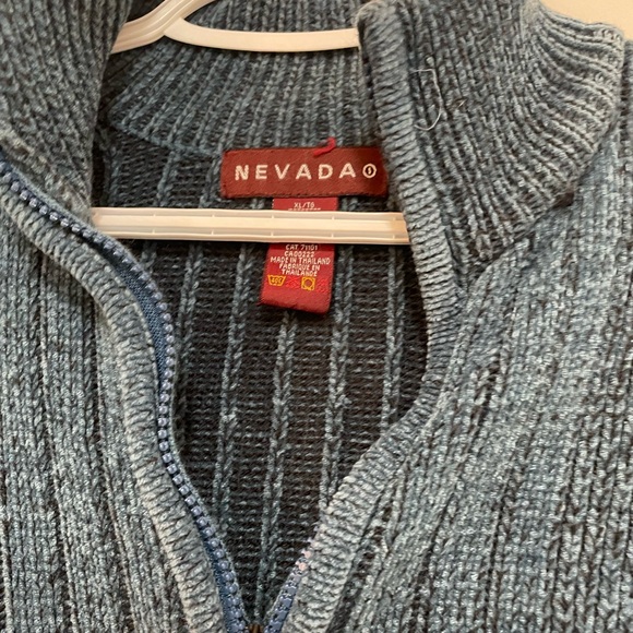 Nevada 1/4 zip sweater - Picture 3 of 6